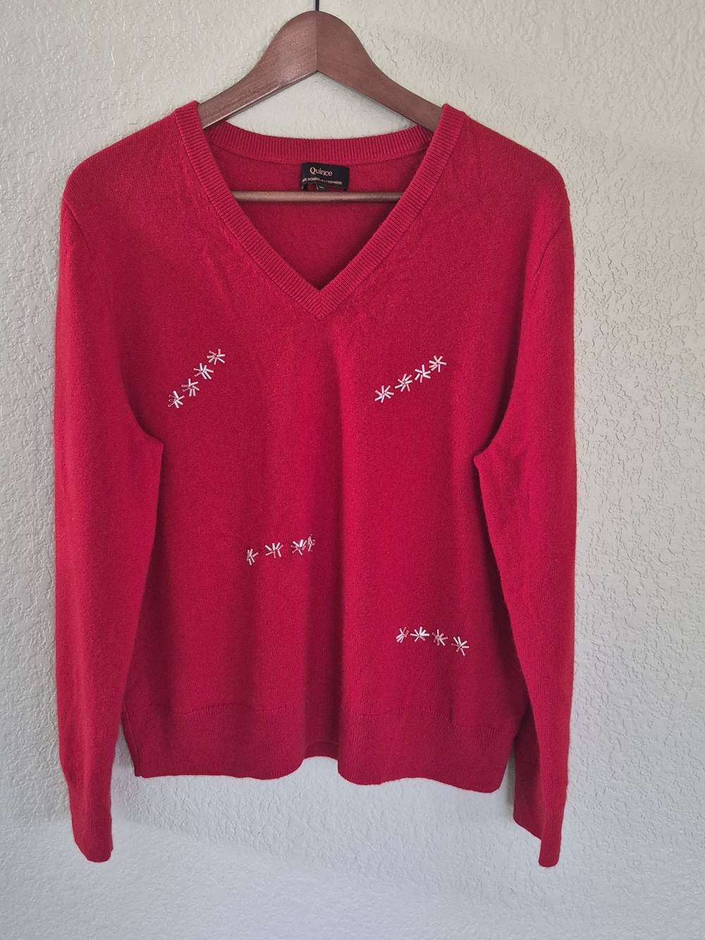 Quince 100% Mongolian Cashmere V-Neck Sweater Red with Beaded Embellishments XL